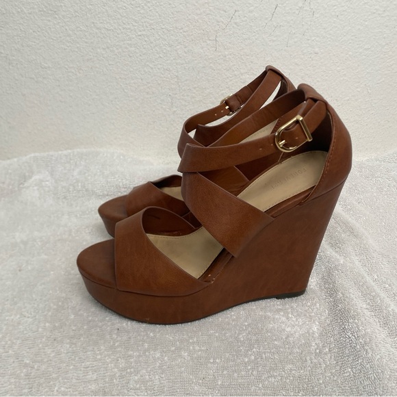 Forever 21 Womens Brown Faux Leather Strappy Platform Wedge Sandal Size 7.5 Boho - Picture 3 of 15